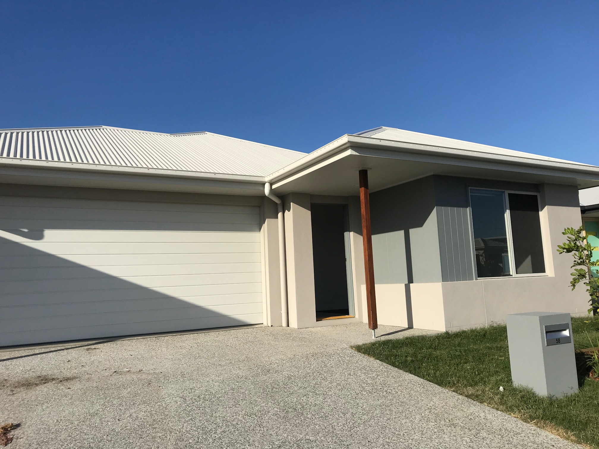 Property at 58 Bradley Cres