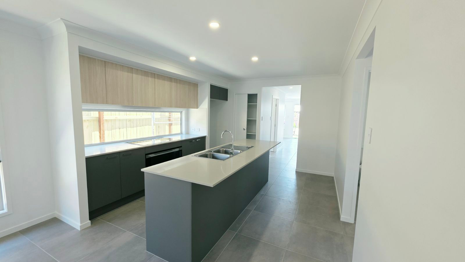 Property at 13 Rosella Cct