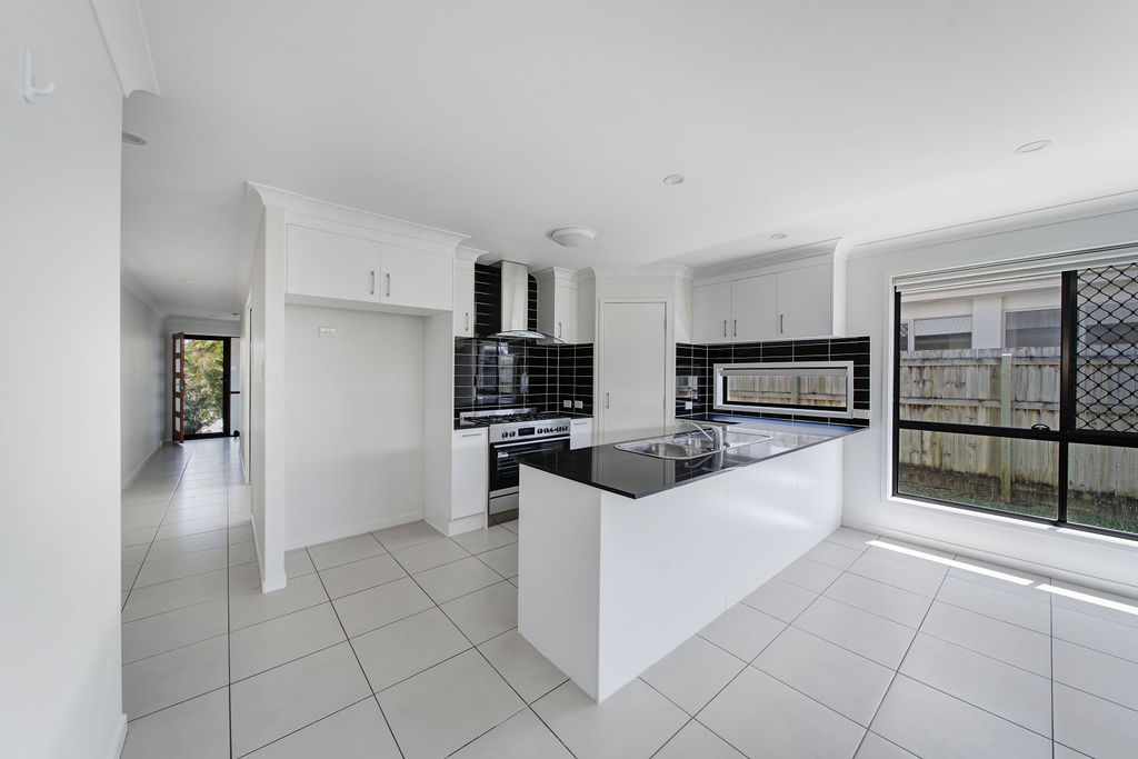 Property at 17 Cyan St