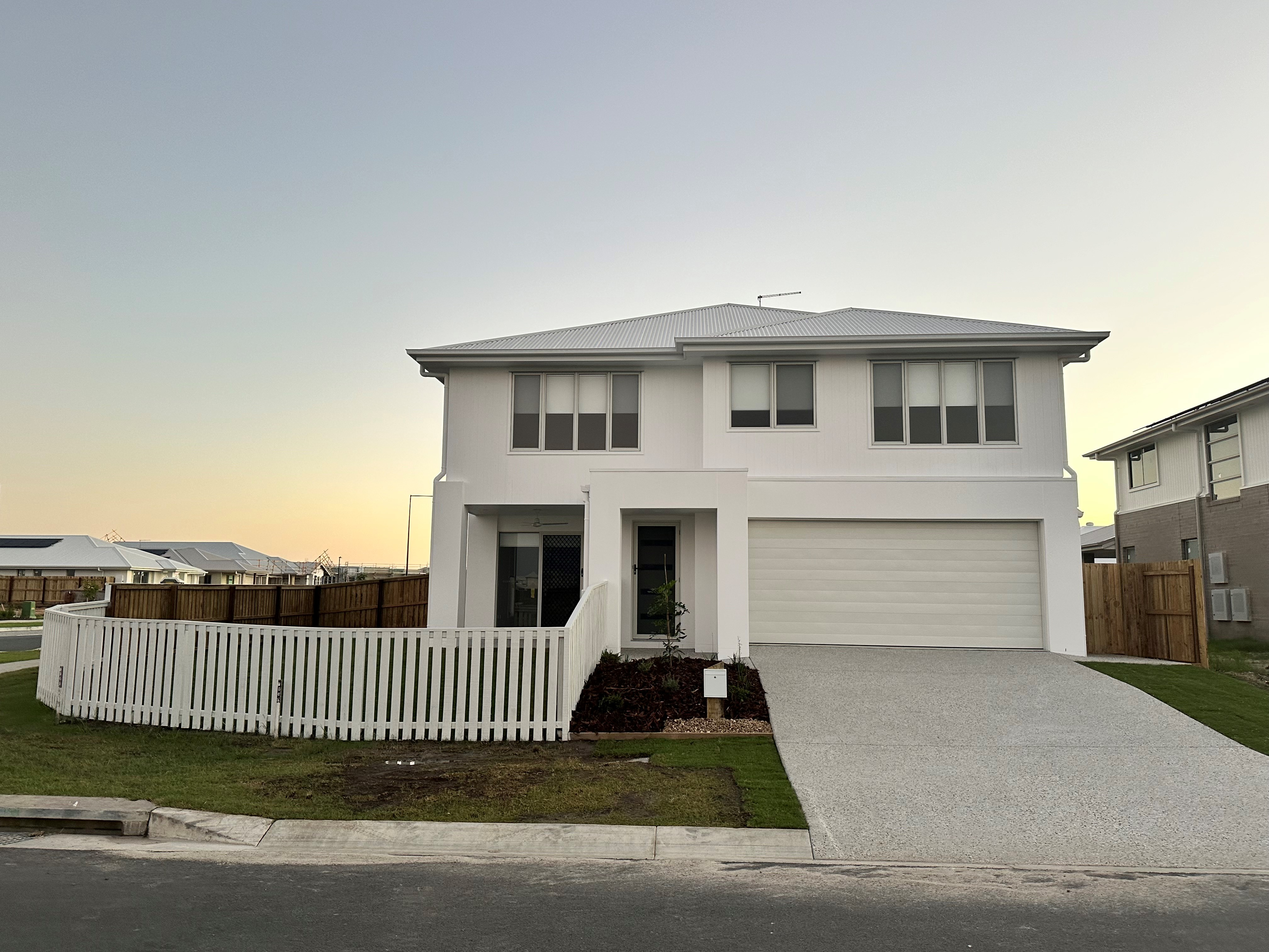 Property at 1/44 Carnarvon Cres
